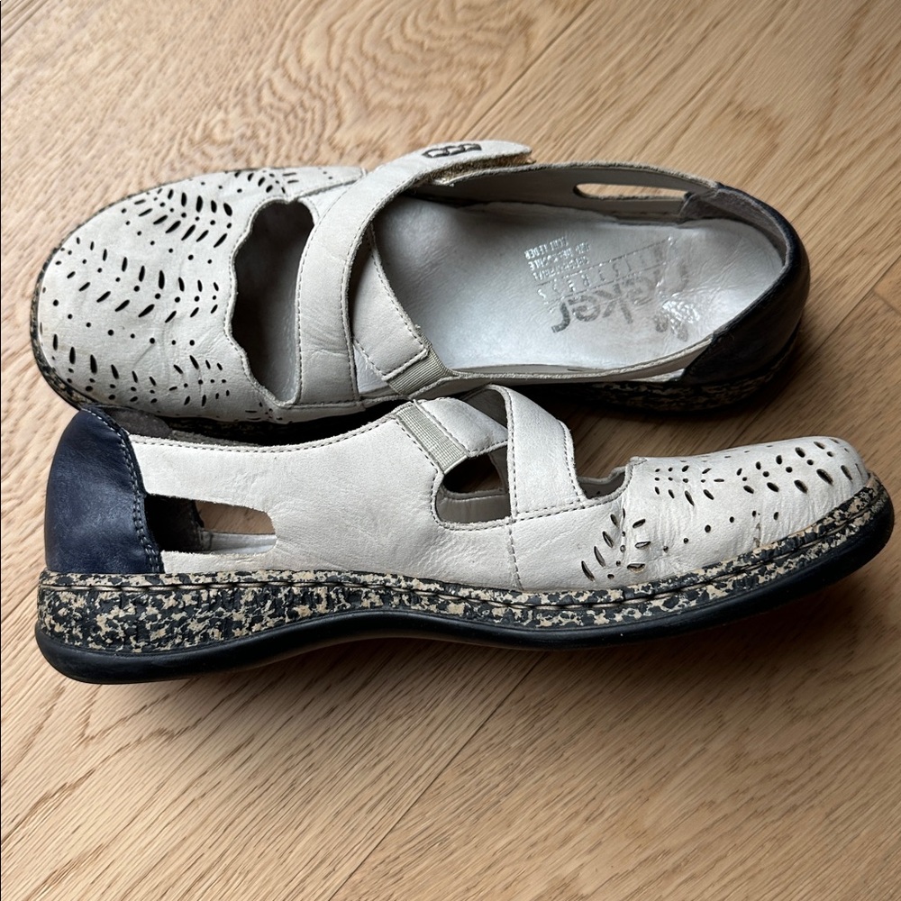Rieker Daisy 46375 Women's Leather Shoes sz 39